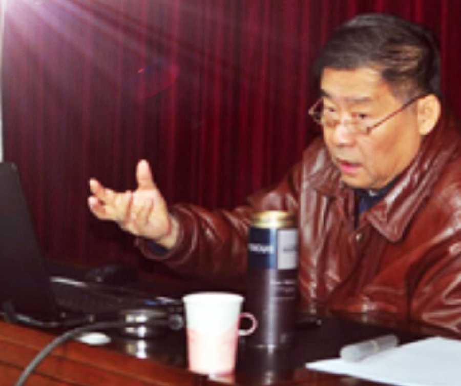 被这两个人称为“神”的人,是谁?(图6)