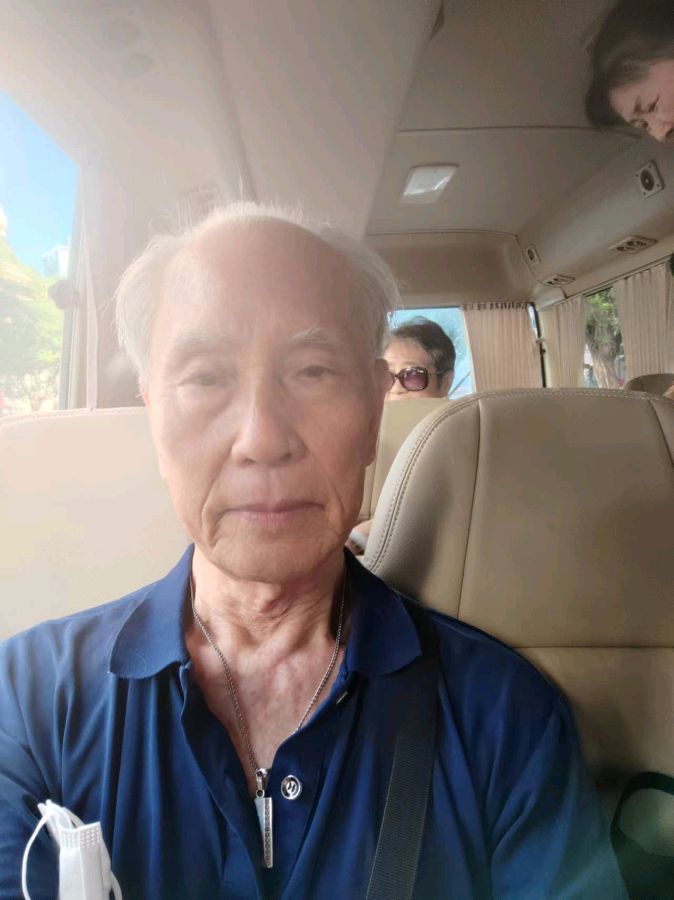 作者：曾少棠《看股票心酸冷看机构弄权术》10705期~新京都文艺