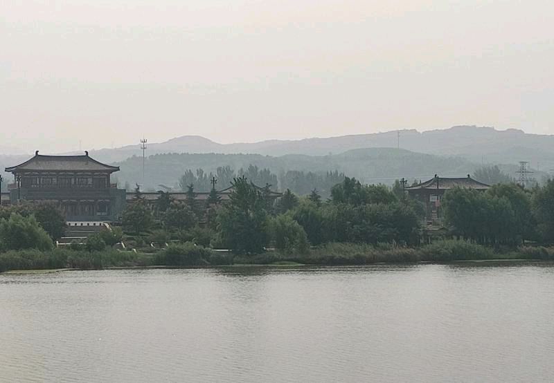 与友荷冰德会避暑畅饮龙门伊水畔 原作/梁立锋（图5）