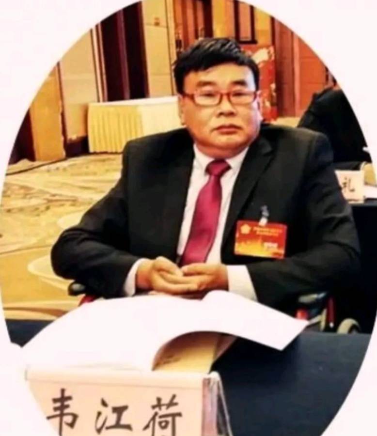 七月流火，文坛大家齐聚首。文/向标，图/冯雁军（图7）