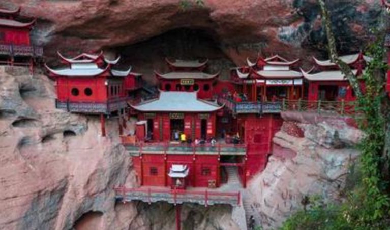 甘露寺(外一首）