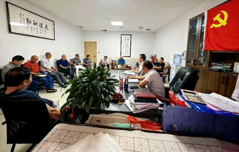 作者：杨金高《学习三中全会精神 汲取力量续写辉煌——江西省抚州市东乡区作协主题党日活动风景独好》10840期~新京都文艺