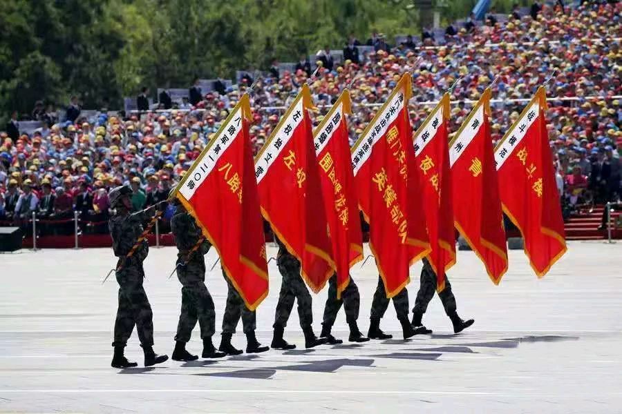 聆听 ‖ 合诵《战旗》作者/刘伙力 朗诵/李士光 弘华 合成配乐/弘华（图9）