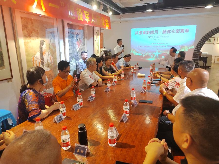 共忆军旅岁月，续写光荣篇章（图3）