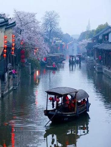 《许峰诗歌研究院》《名家名篇》一生襟抱为国开——关于许峰诗歌研究第二部《中国百座名山题咏》赏析系列的创作谈 文/邹中海【总第163期】（图6）