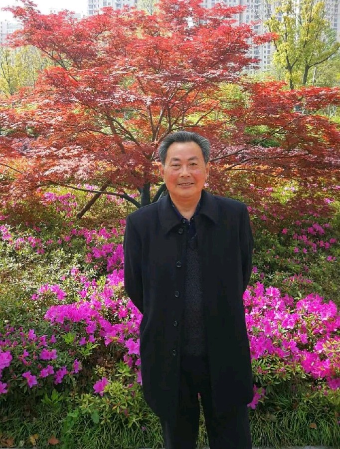 荐赏 缪浩然先生七律.大暑(组诗)/《新华文学社》个人专辑/编辑:文苑牧童/都市头条（图7）