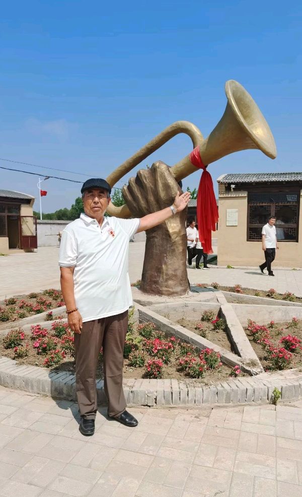 满江红·八一礼赞