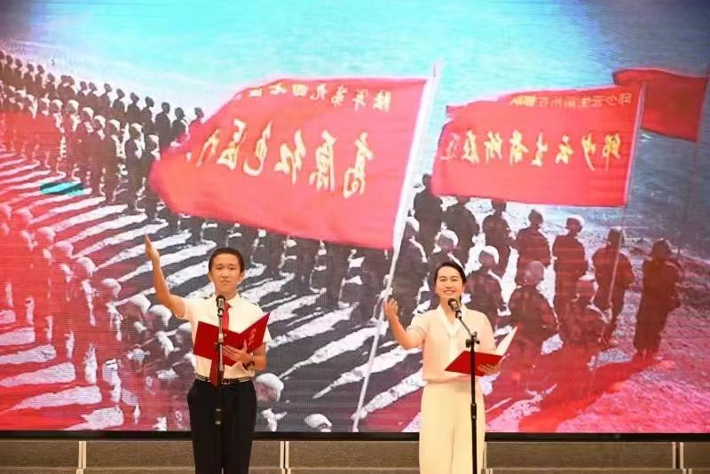 广州青苗领航少年普法团“法治强军路 共筑中国梦”公益活动圆满落幕（图6）