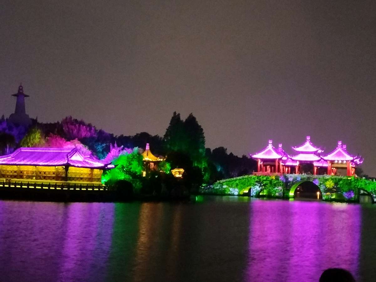 《九江文学社：北京头条》《江苏夏之旅（二 ）——夜游扬州瘦西湖》 文/洪新爱（图13）
