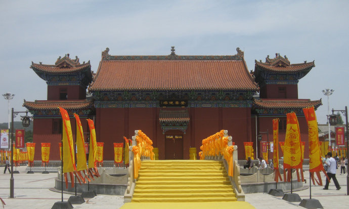 七绝·天下都城隍游感（文/张华兴）……莲叶之珠文学社（图4）