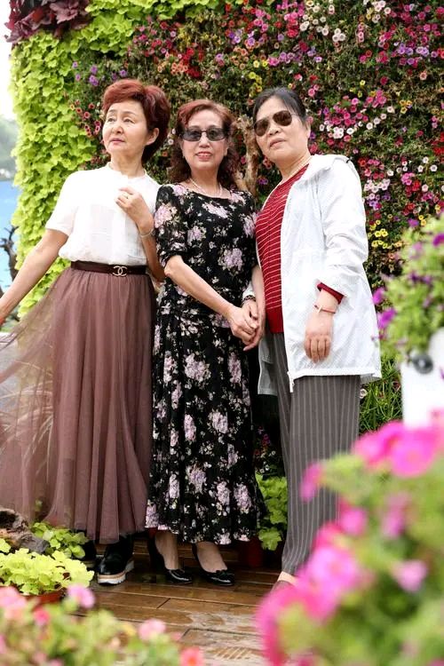读小说《圈在家中五十年》感怀～诗||李耀文（图8）