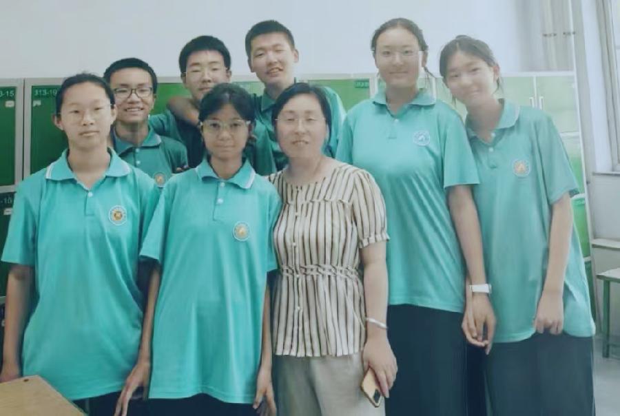 实达大先生王艳莲:穿越千年的心灵对话