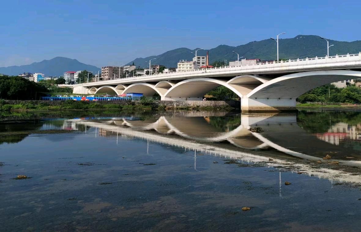 作者:吕晓蓉《家乡有条巫水河》11372期~新京都文艺(图4)