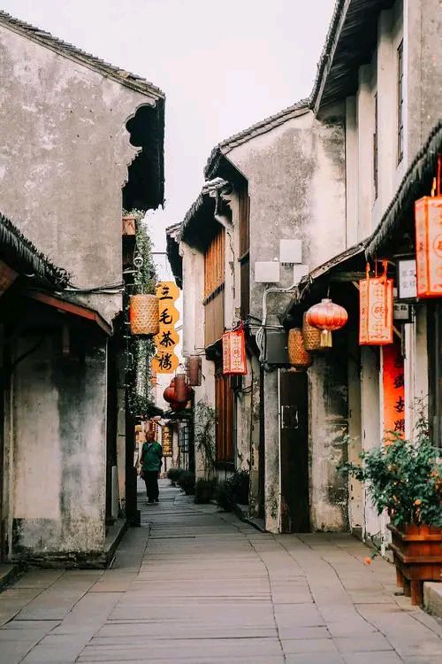 七律-咏周庄古镇（外一首）诗||旗袍（图9）