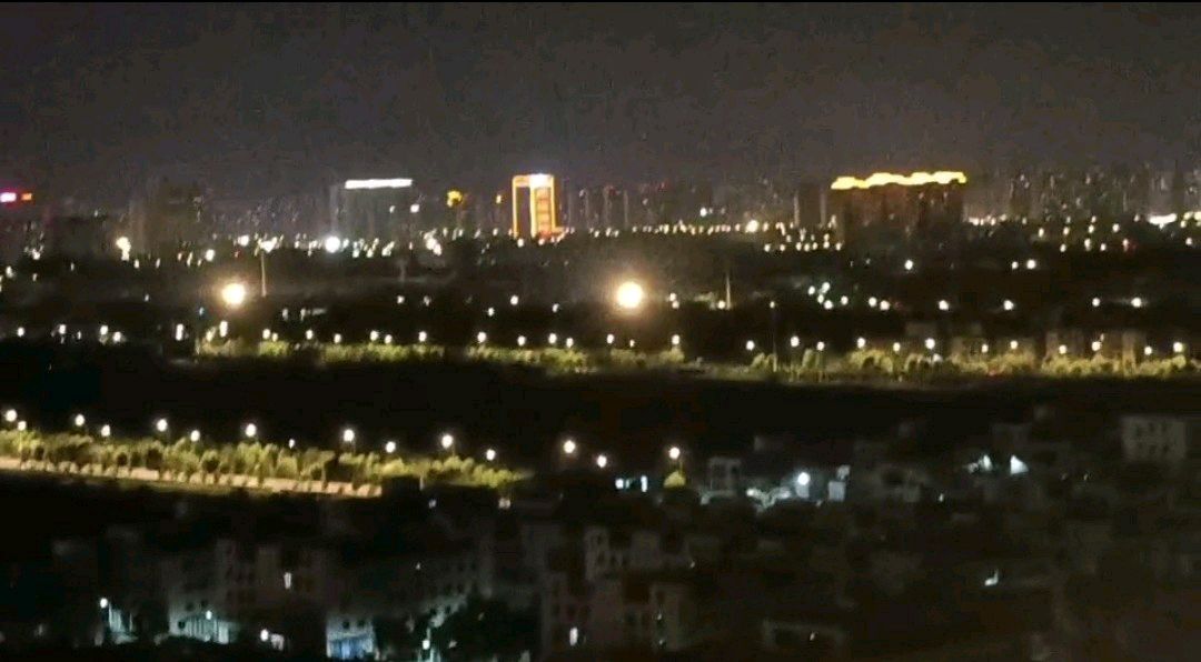 夜如港湾 原作/梁立锋（图3）