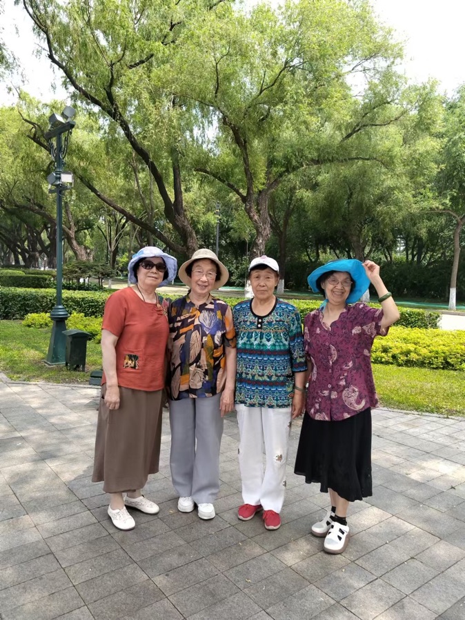 85岁比58岁还年轻漂亮，作者惊人语（图3）