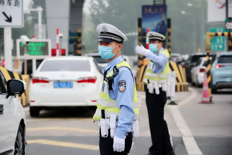 聆听 ‖ 旭洋 弘华 合诵《警魂闪光.浩然大义》作者/雷金钟 配乐合成/弘华（图15）