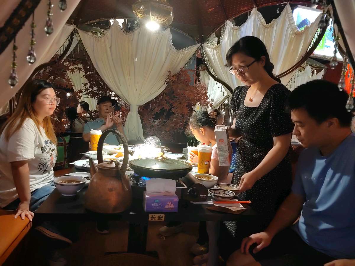赵長民（旭日东升）编辑∥外孙子王泽豪的十三周岁生日聚餐纪实（图40）