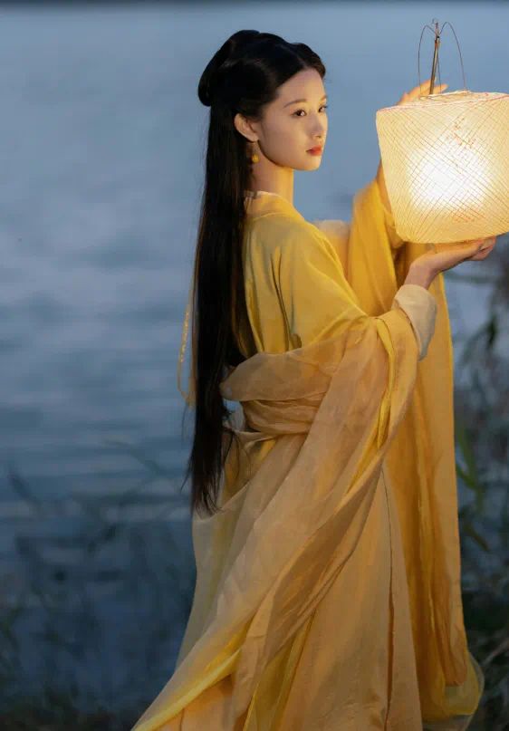 《尘缘易逝 ，情缘难求》作者：琉璃色寒冰（图3）