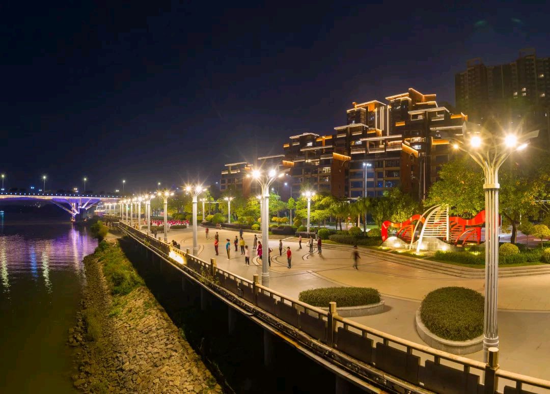 敬请欣赏韩铭忠老师组诗九首（图8）