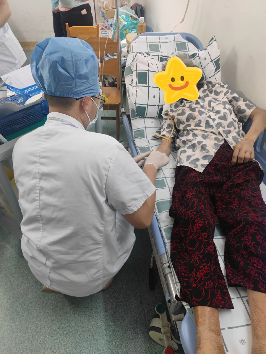 政社携手救急难 穗港同心助团圆（图7）