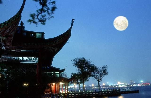月夜忆杭州 原作/梁立锋（图2）