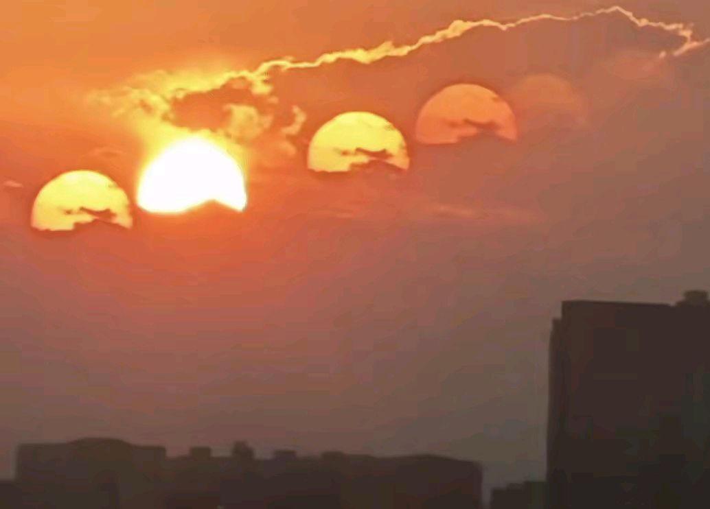 《半空中的毒太阳》作者:管泽富 [中国现代诗歌文化传媒]（图5）