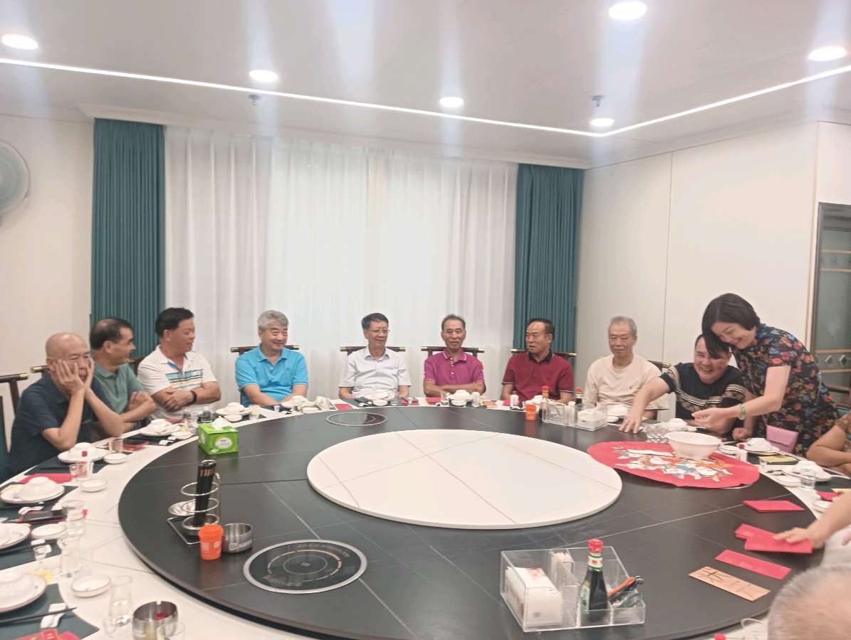 七律-迎中秋朋友博饼小聚～诗||雅轩琴韵（图8）
