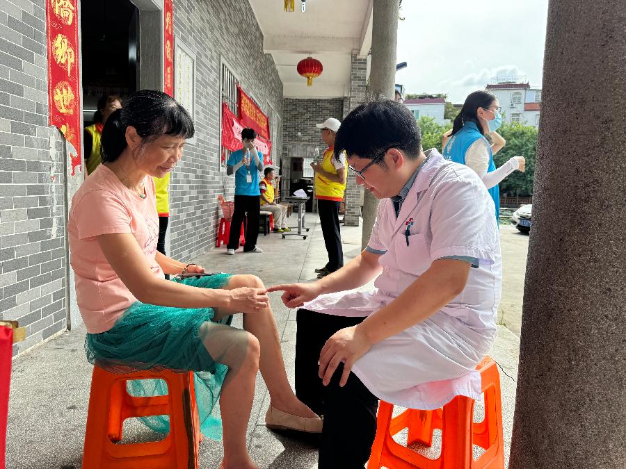 医者仁心：李朋医生 的双重担当（图7）