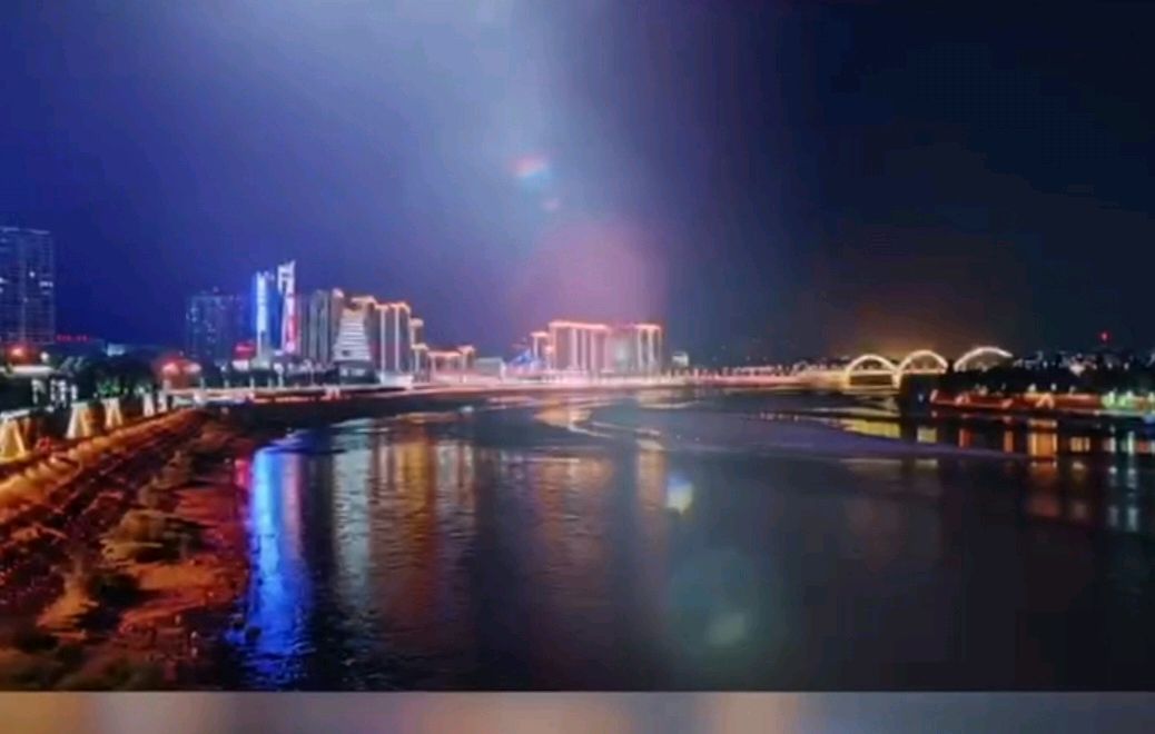 秋夜景-摄影/雪树-诗赞/罗奕梅-西银/北京头条（图2）