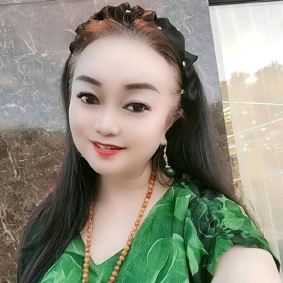聆听 ‖ 蕙质兰心朗诵《望月抒怀》作者/雨霏霏（图3）