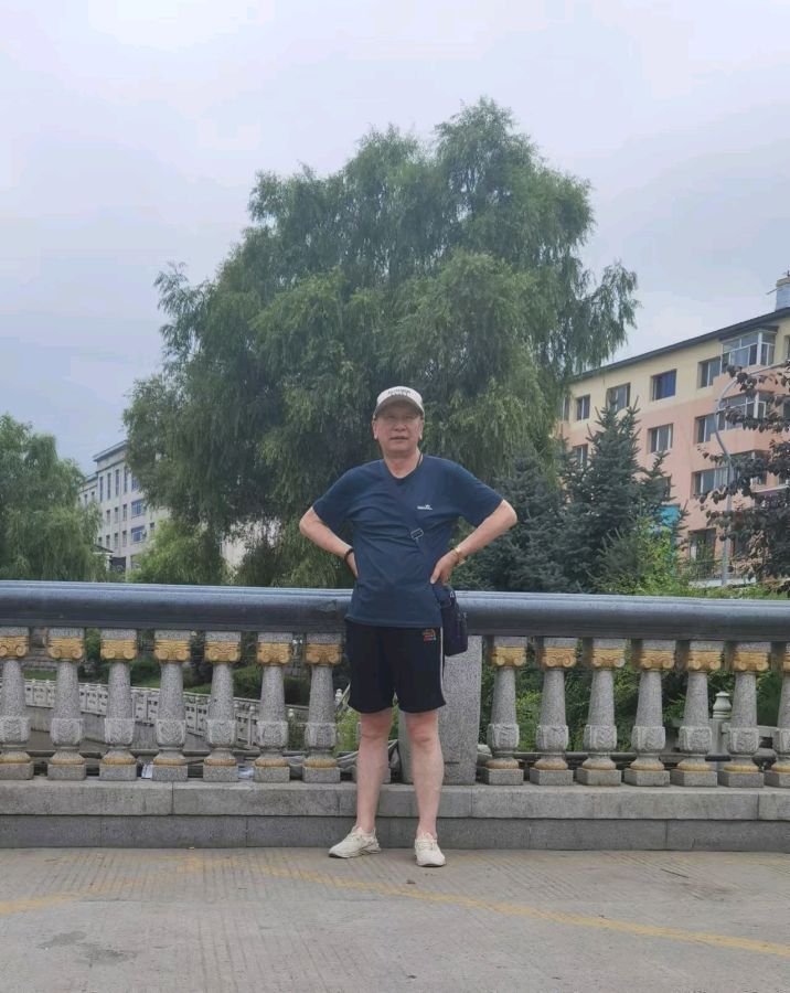 【人民文艺】羽绒服的故事（小说）‖赵言奇