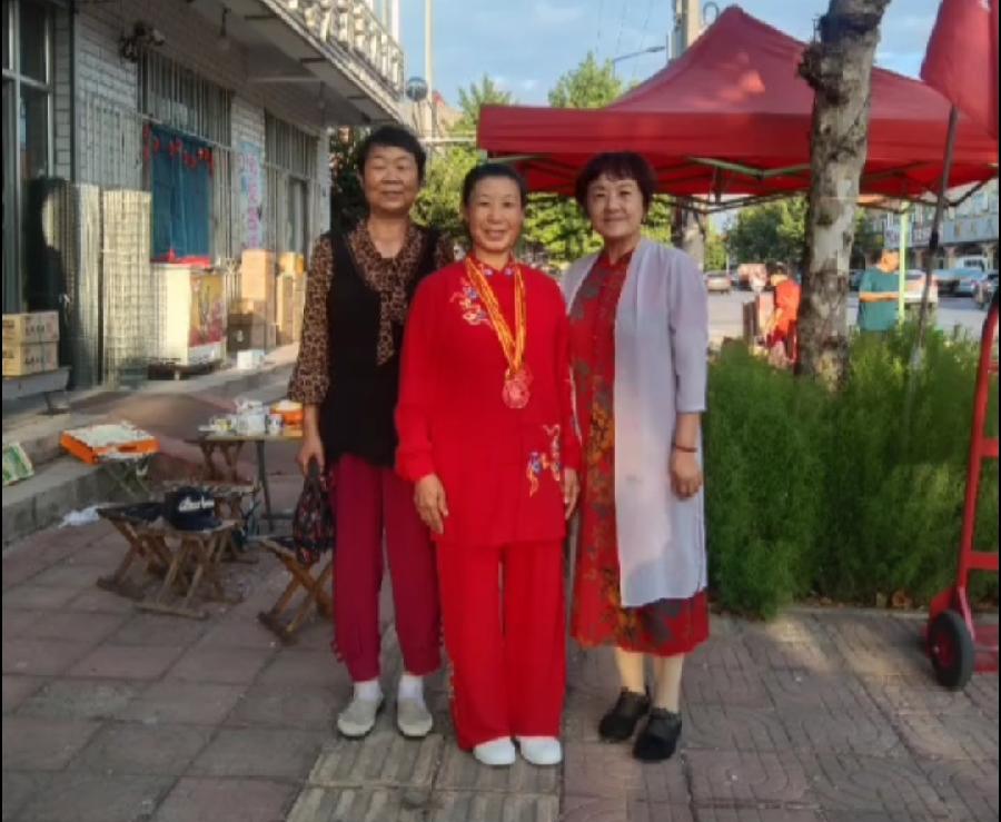 【中华好诗词】分享（山东昌城）优秀诗人刘桂娟老师《喜迎恩师凯旋》请欣赏（图3）