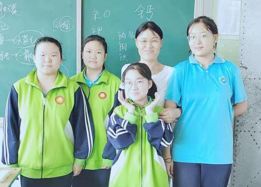 实达大先生张变荣、张永花：高快记忆的秘密