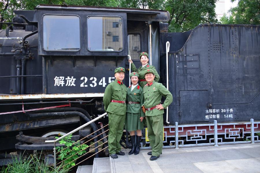 影视剧演员胡京24年9月18日领队打卡慈云寺火车站广场（五）《北京头条》（图25）