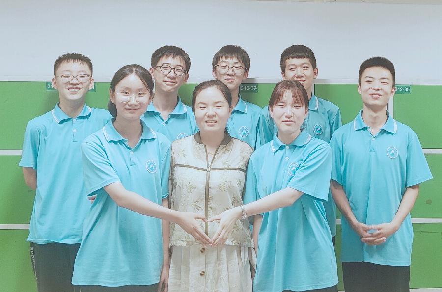 实达大先生王佩佩：教育是导育