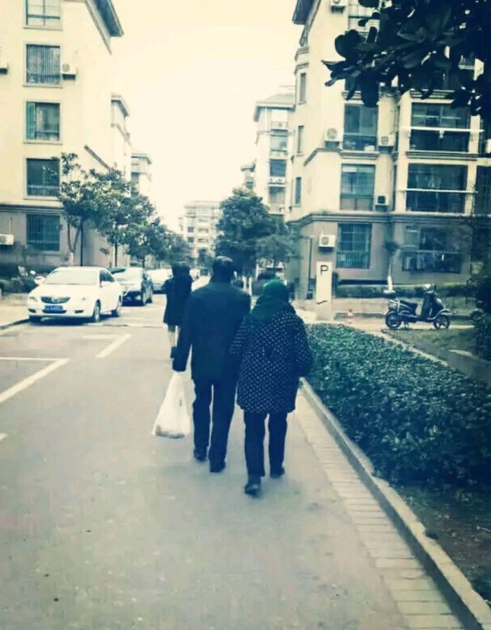荐赏:人生旅途（外二首）//作者:郭红涛//《中华诗人》征稿//都市头条（图3）