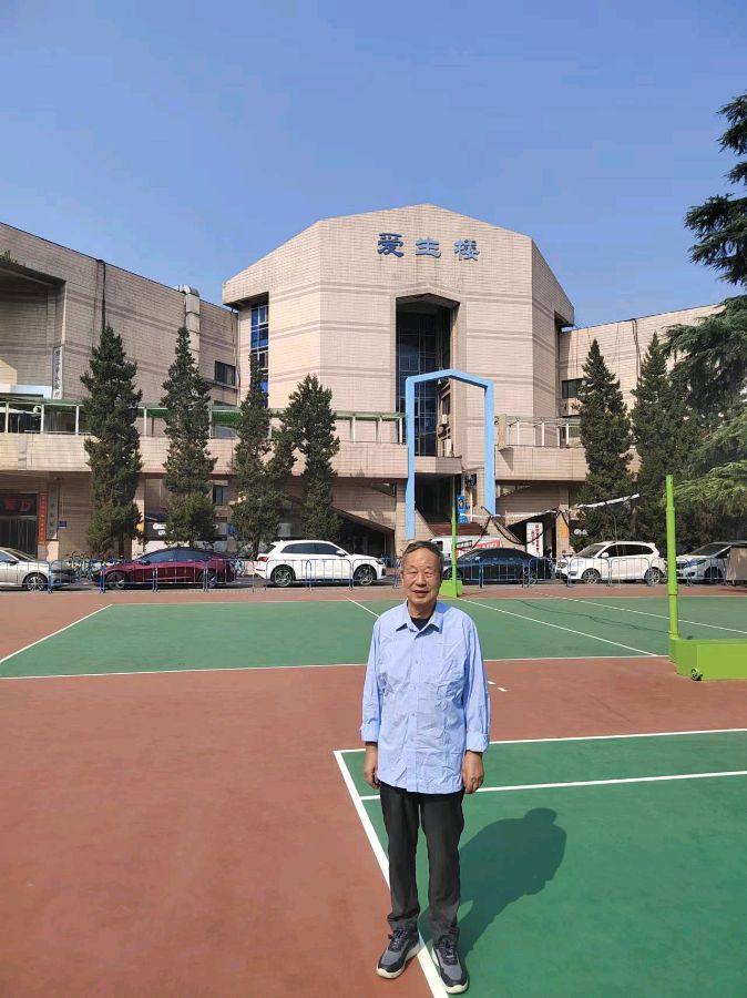 旭日东升（長民）编辑∥孙自荣西工大毕业五十四年后回访母校（图20）