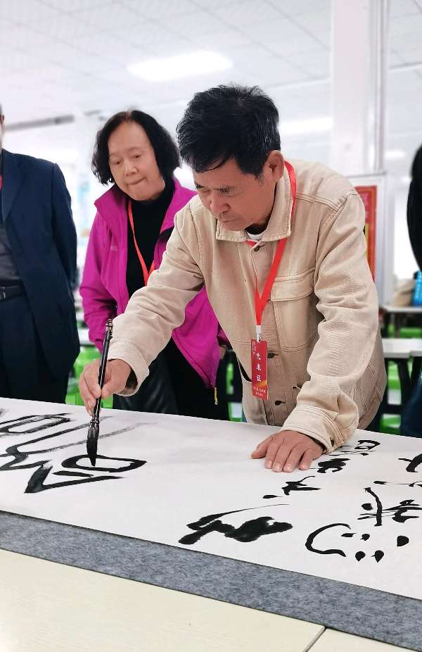 【大连诗人走朝阳】文/喻奇（图2）