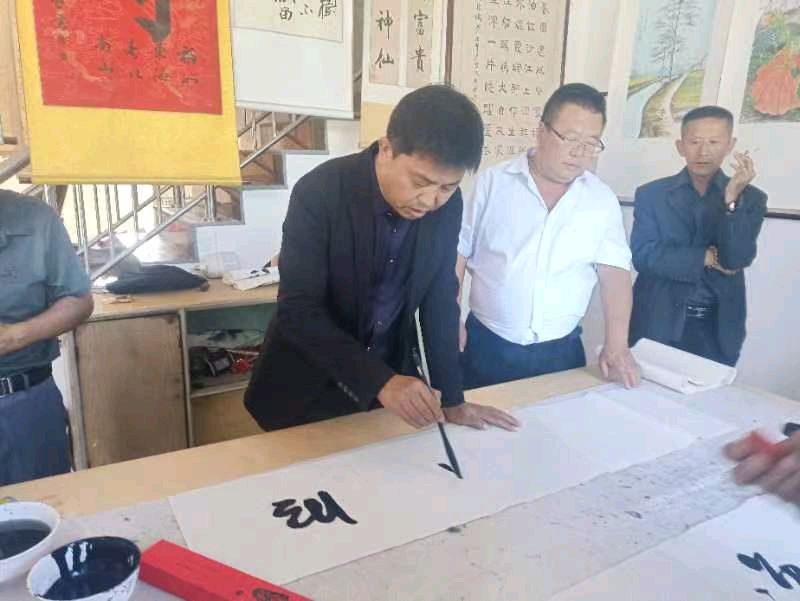【都市头条向幸福出发编辑部】第12555期 “笔墨歌盛世 书画颂华章”（图25）