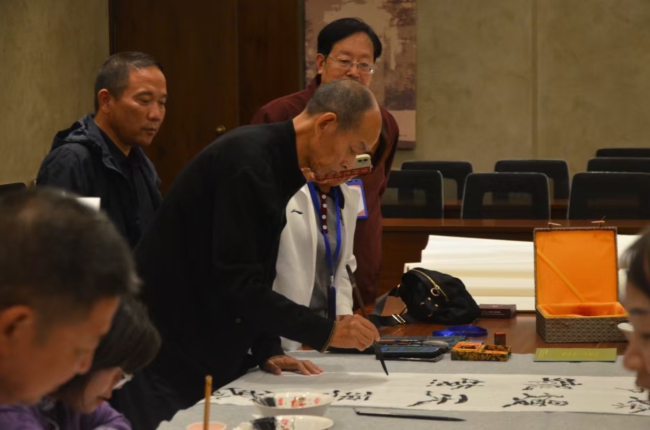 王界明||国庆75周年_七律十二首_个人专辑第77期_京津沪头条（图19）