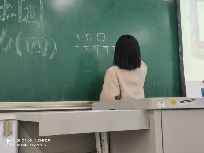 【中华好诗词】分享优秀诗人刘考令老师诗一组请欣赏（图4）