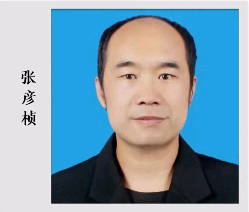 【惟光】异乡人总喜欢对着弯月缝补巷口的风（图9）