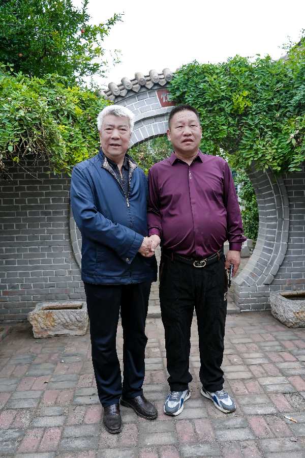 董义敏《祝贺市诗协乡村诗教工委成立》《赞罗庄》（图8）