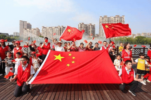 【国庆专题】鲁坡//七律•喜迎国庆[庆祝中华人民共和国成立75周年作品展]（图3）