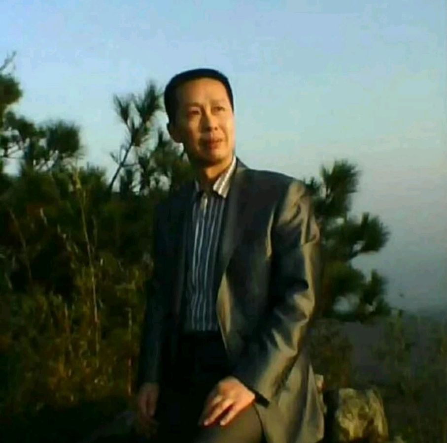 【一抹清新】采菊东篱《十月的中国》（杨建松朗诵）（图7）
