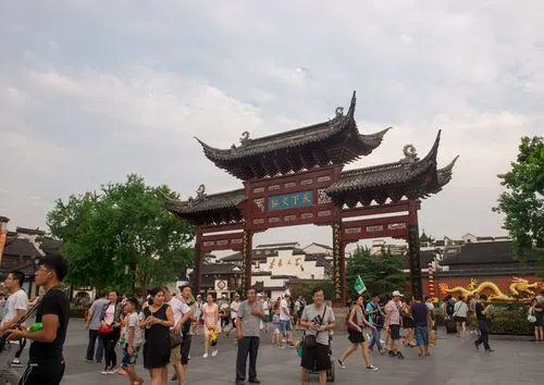 聆听 ‖ 《金秋十月喜重逢》作者/余育华 合诵/弘华 老马 合成配乐/弘华（图9）