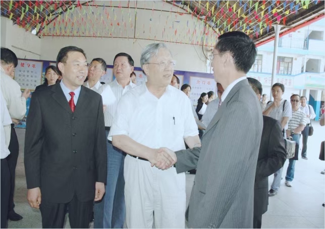 赞国泰,夸三标(名家篇)(图2)