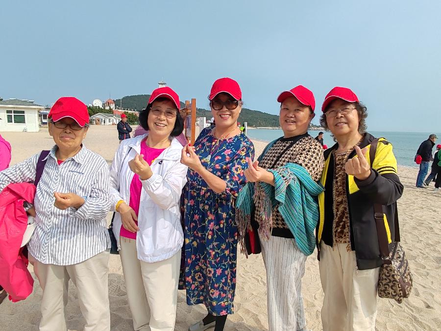 【新山东文学社】《重阳节欢聚崂山仰口感吟》作者/草门居士（图15）