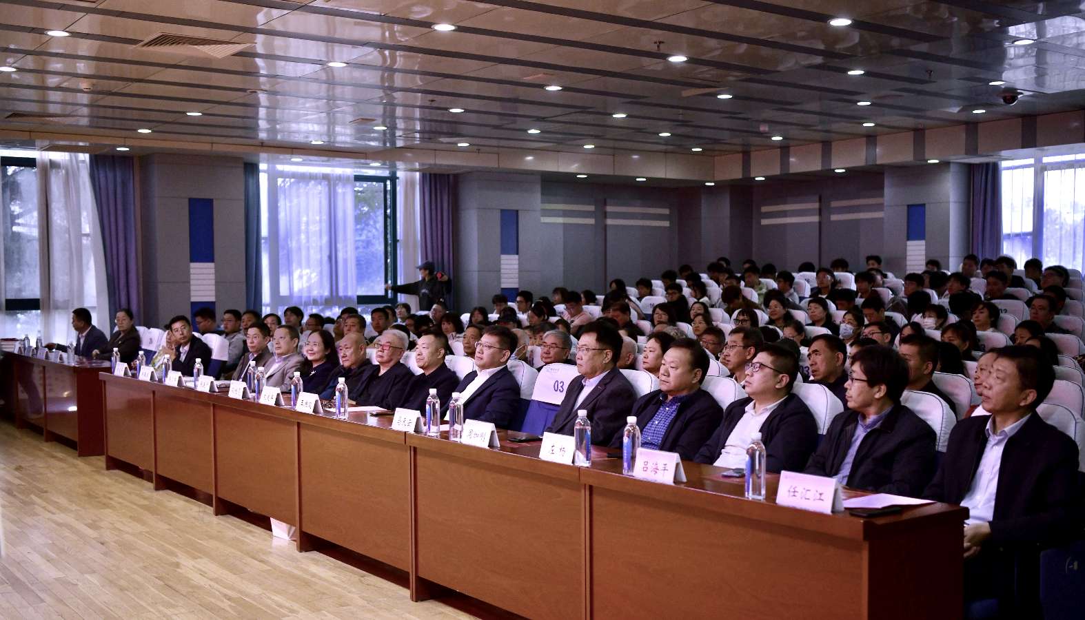四十载辉煌历程，新时代书香华章